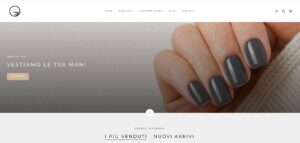 homepage del sito pressonnails.it